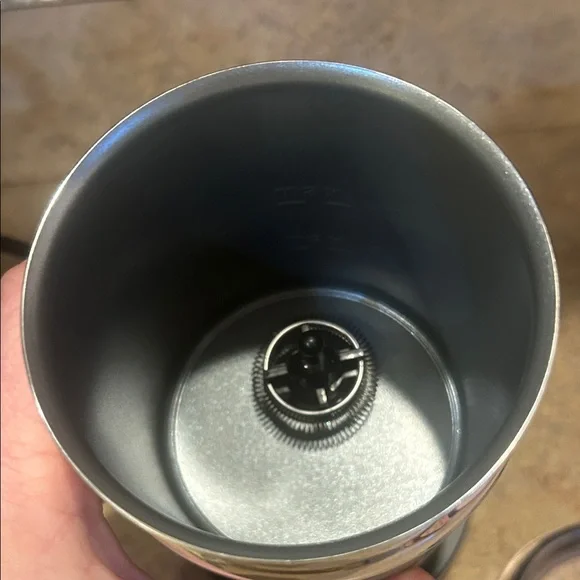 Nespresso Aeroccino3 Black Milk Frother - Picture 2 of 4